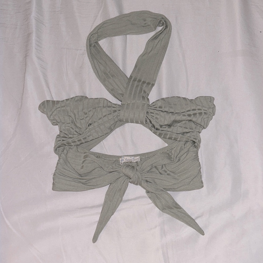 Sage Cutout Top: Size Small